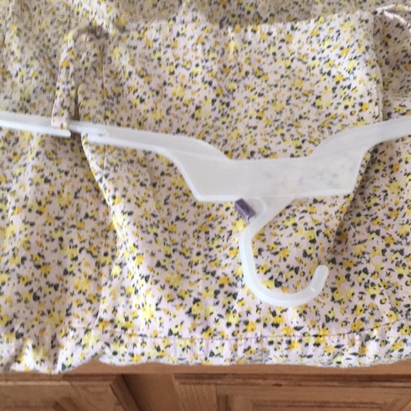 Old Navy springtime spaghetti strap sundress - Picture 10 of 15